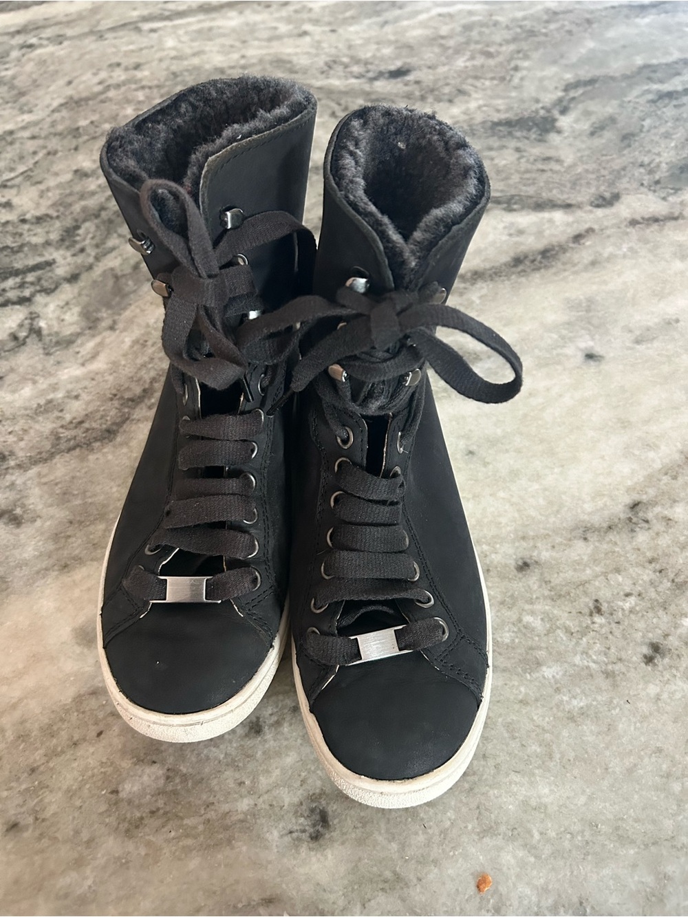 Ugg Women's Black  High-Top Sneakers booties size 6